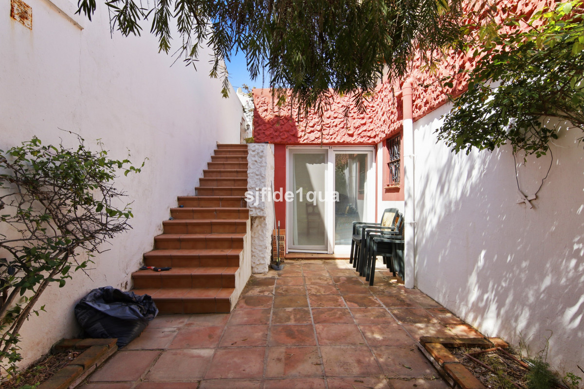 3 Bed Townhouse for sale in Estepona Costa Del Sol, Málaga, Spain