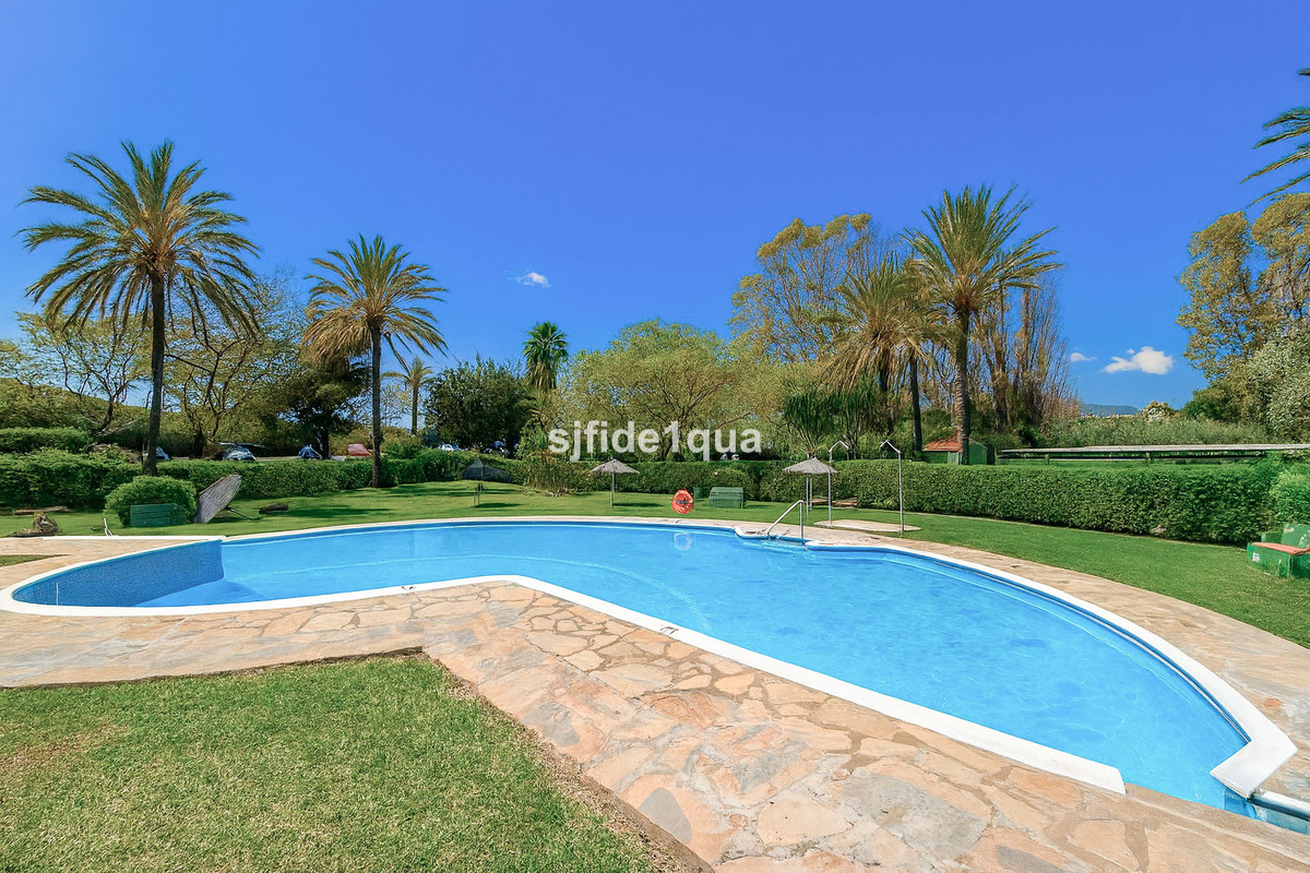 3 Bed Townhouse for sale in Estepona Costa Del Sol, Málaga, Spain
