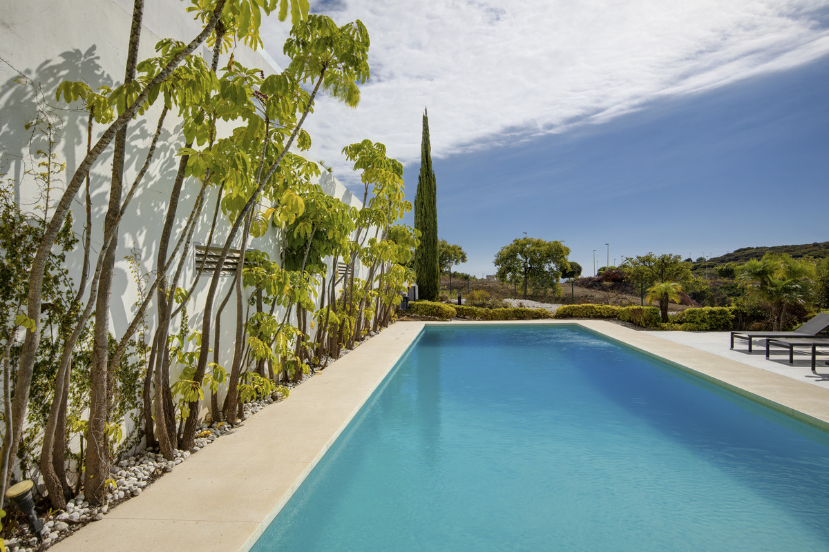 2 Bed Apartment for sale in Casares Costa Del Sol, Málaga, Spain