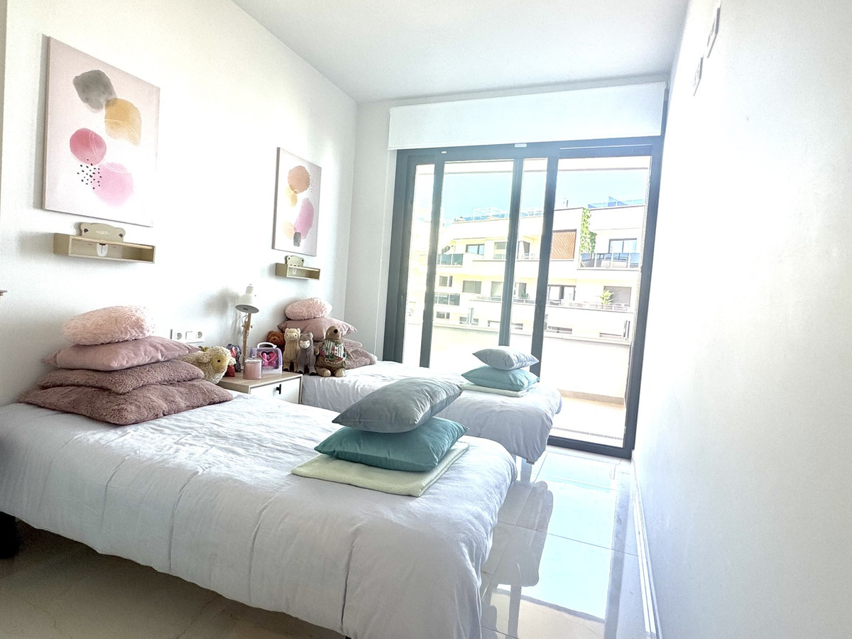 3 Bed Apartment for sale in Playa Flamenca Costa Blanca, Alicante, Spain