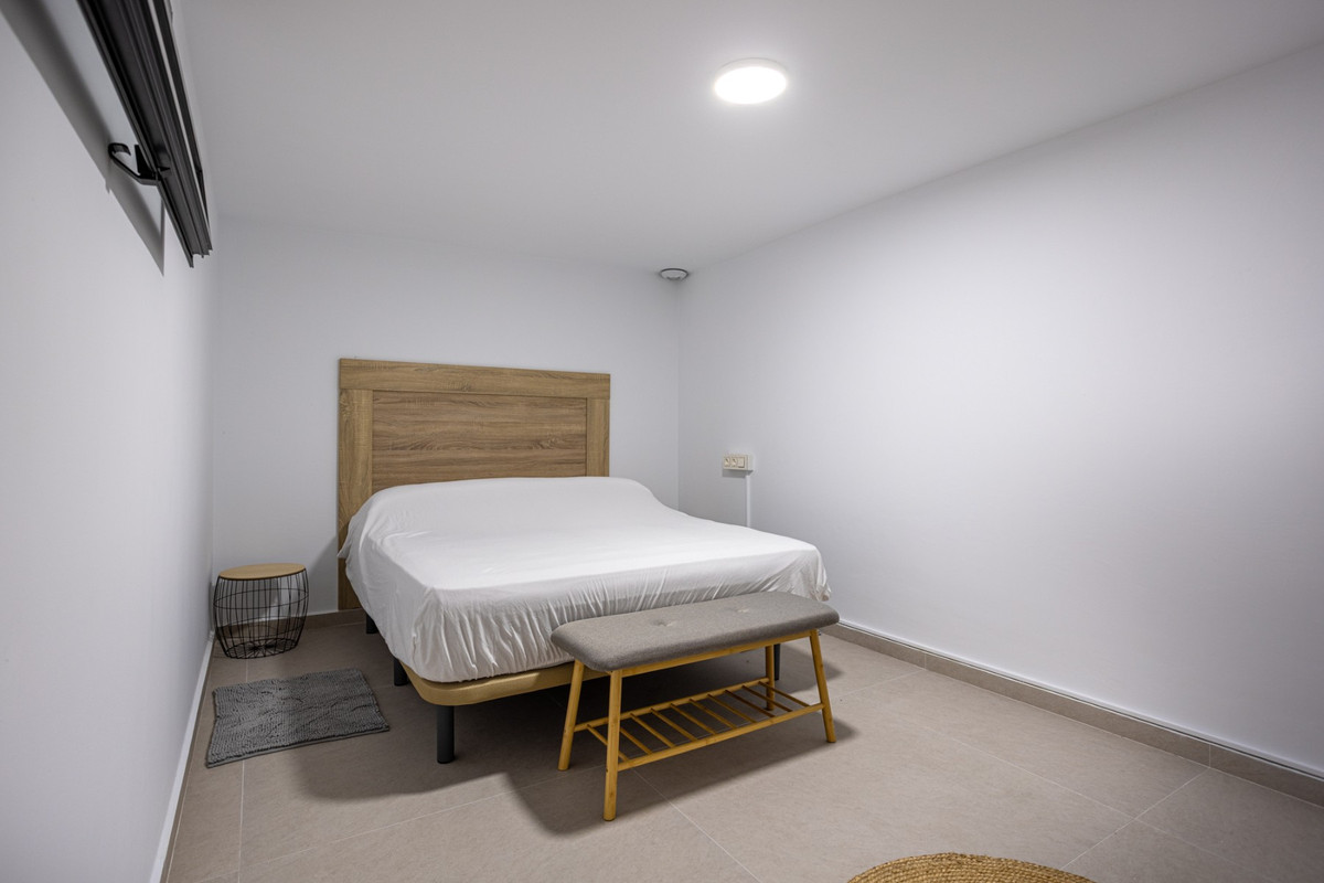 Se vende Villa - Chalet de 4 dormitorios en Costa Blanca, Alicante, España