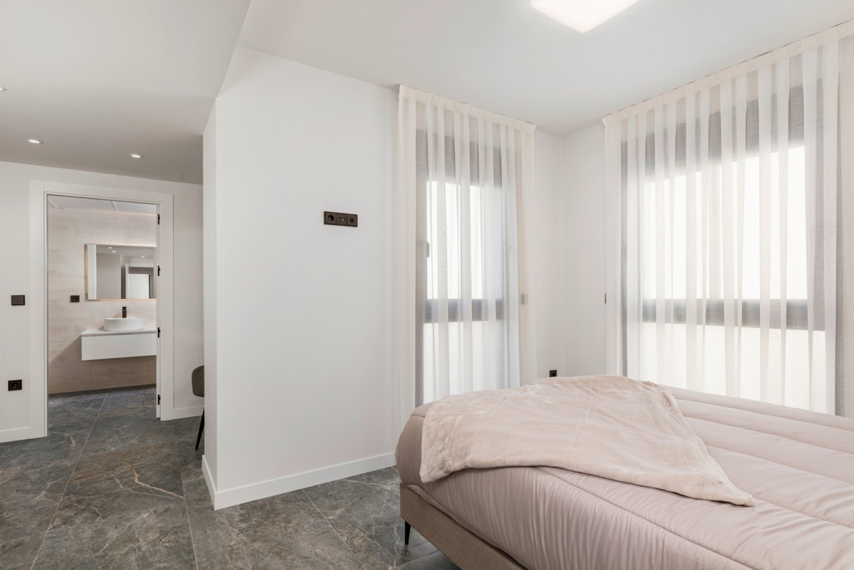 Se vende Pareada de 4 dormitorios en Costa Blanca, Alicante, España