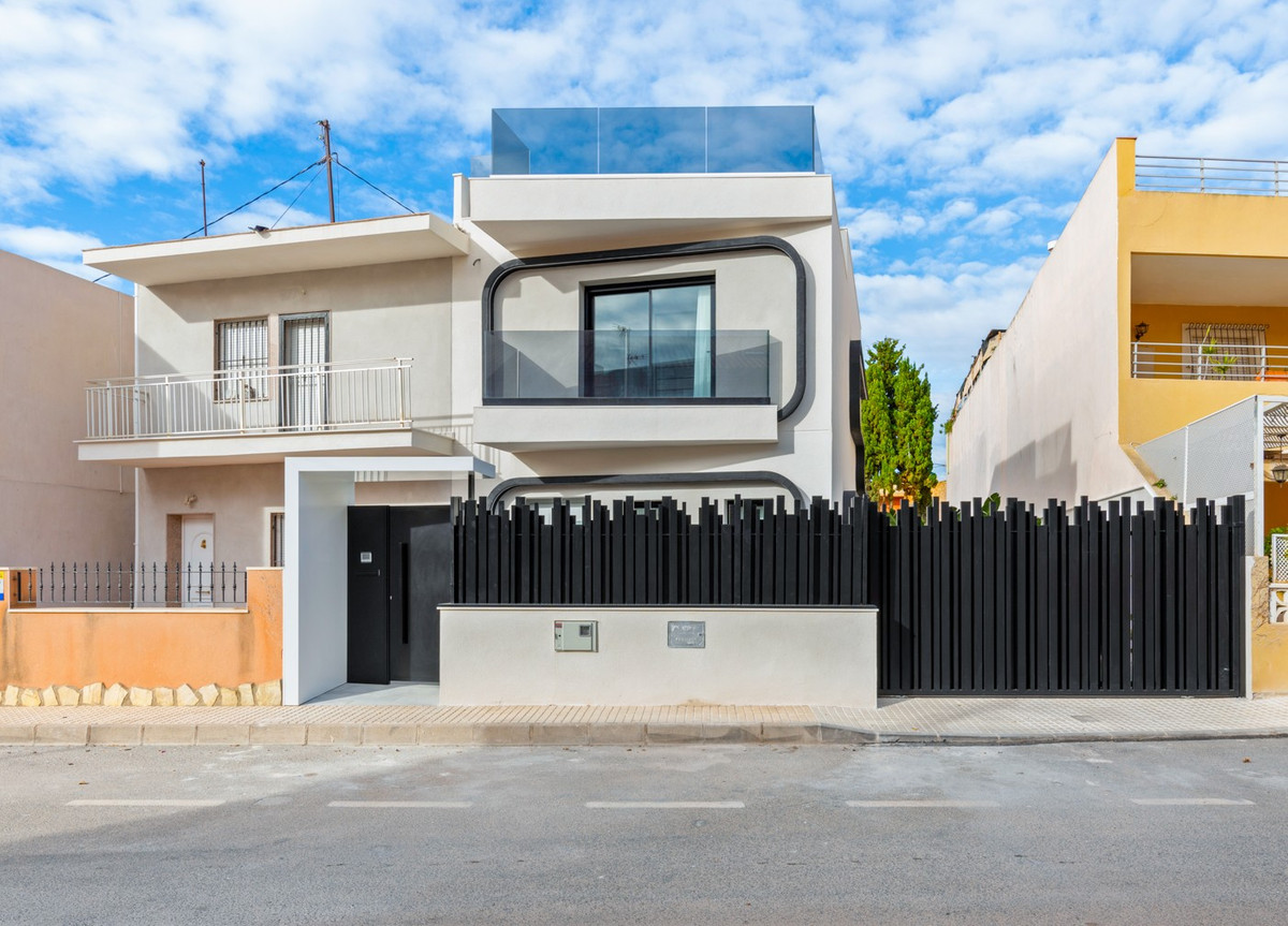 Se vende Pareada de 4 dormitorios en Costa Blanca, Alicante, España