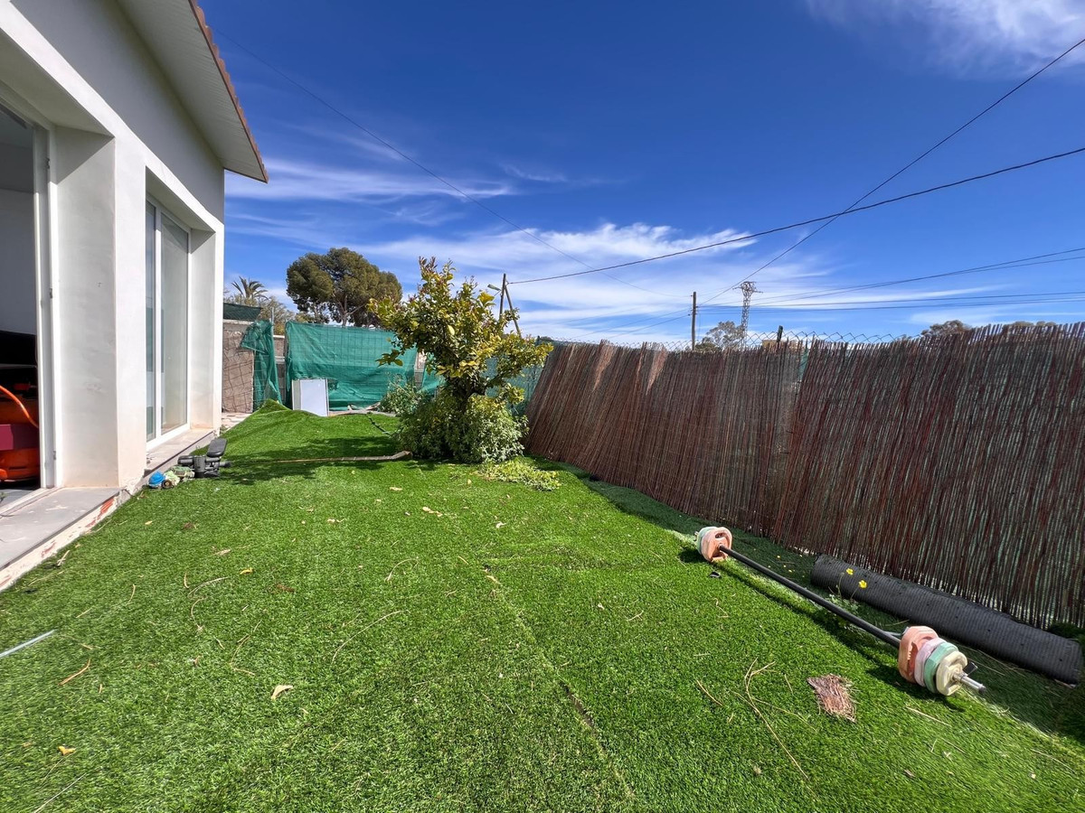 3 Bed Townhouse for sale in Monóvar Costa Blanca, Alicante, Spain