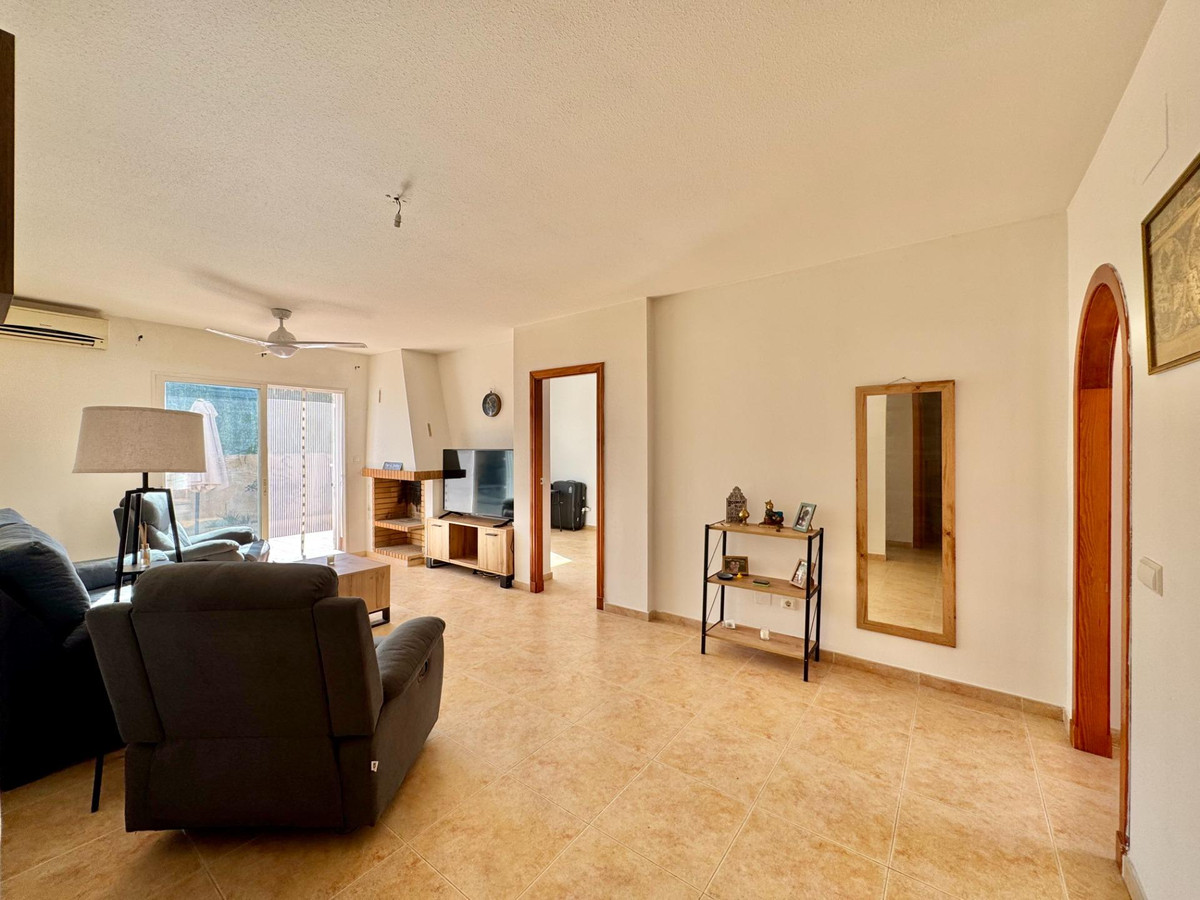 Se vende Villa - Chalet de 3 dormitorios en Costa Blanca, Alicante, España
