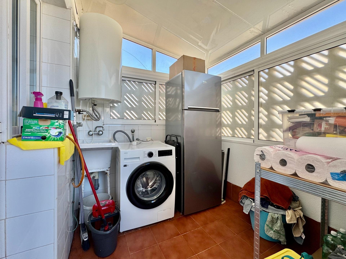Se vende Villa - Chalet de 3 dormitorios en Costa Blanca, Alicante, España