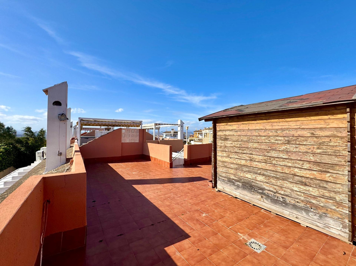 Se vende Villa - Chalet de 3 dormitorios en Costa Blanca, Alicante, España
