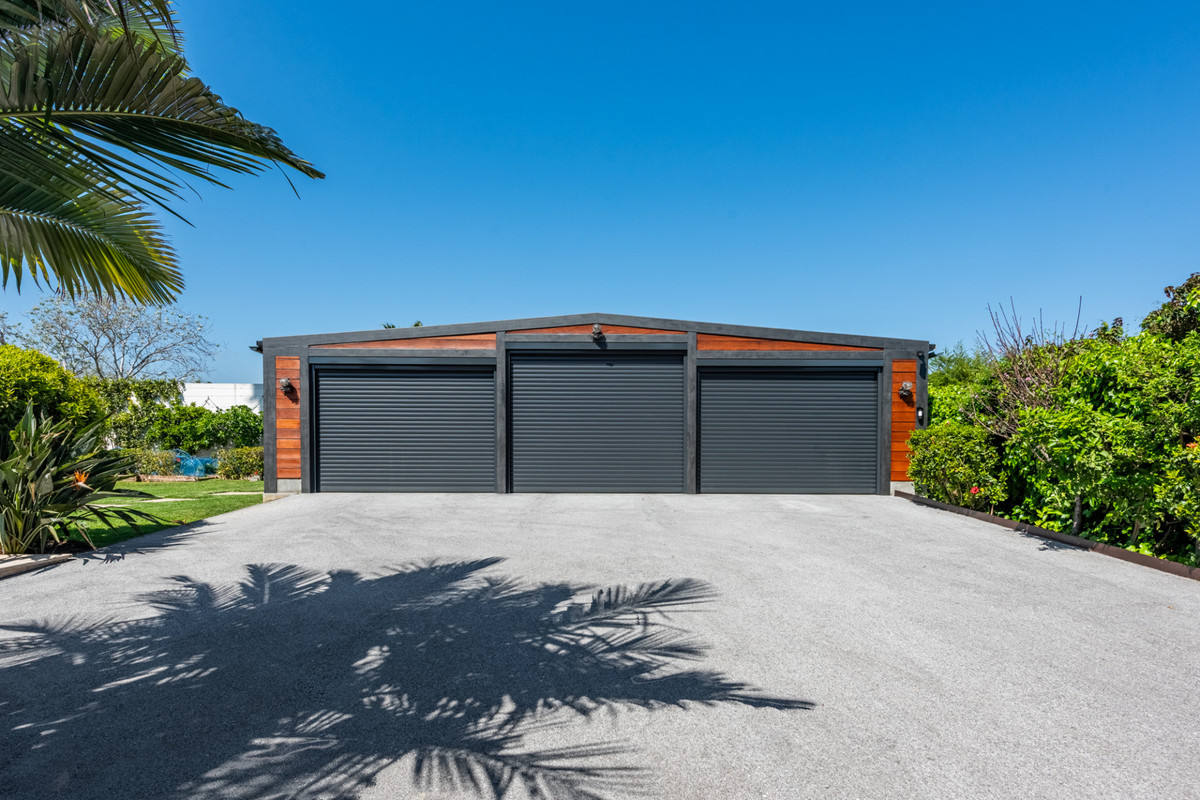Se vende Villa - Chalet de 4 dormitorios en Costa Del Sol, Málaga, España