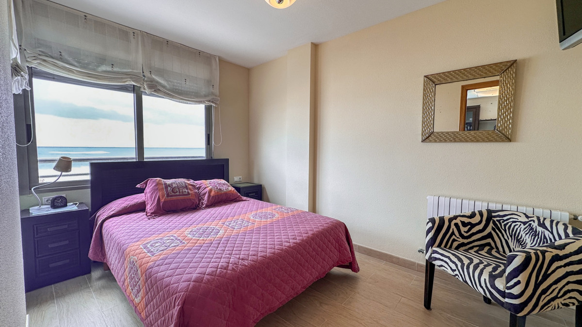 Se vende Apartamento Planta Media de 4 dormitorios en Costa Blanca, Alicante, España
