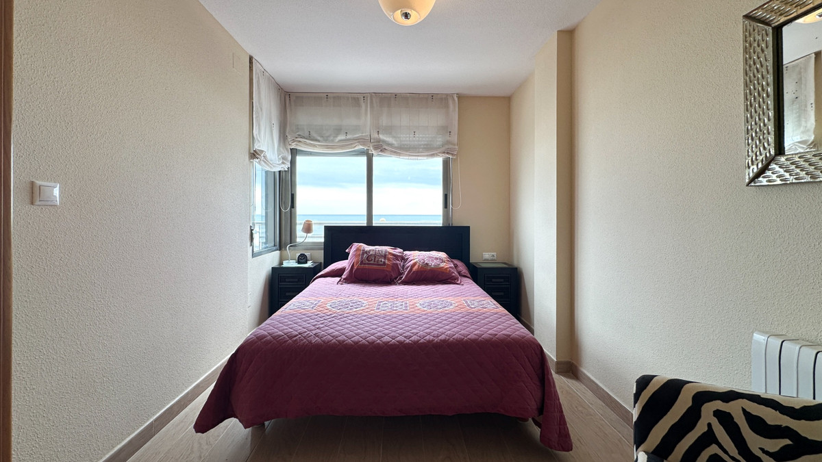 Se vende Apartamento Planta Media de 4 dormitorios en Costa Blanca, Alicante, España