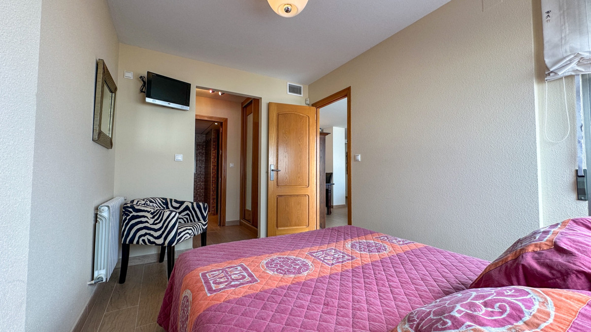 Se vende Apartamento Planta Media de 4 dormitorios en Costa Blanca, Alicante, España