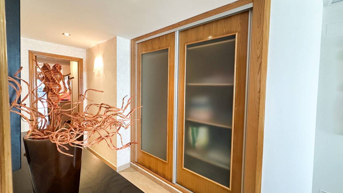 Se vende Apartamento Planta Media de 4 dormitorios en Costa Blanca, Alicante, España