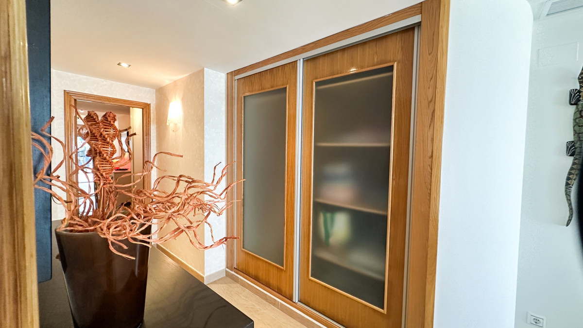 Se vende Apartamento Planta Media de 4 dormitorios en Costa Blanca, Alicante, España