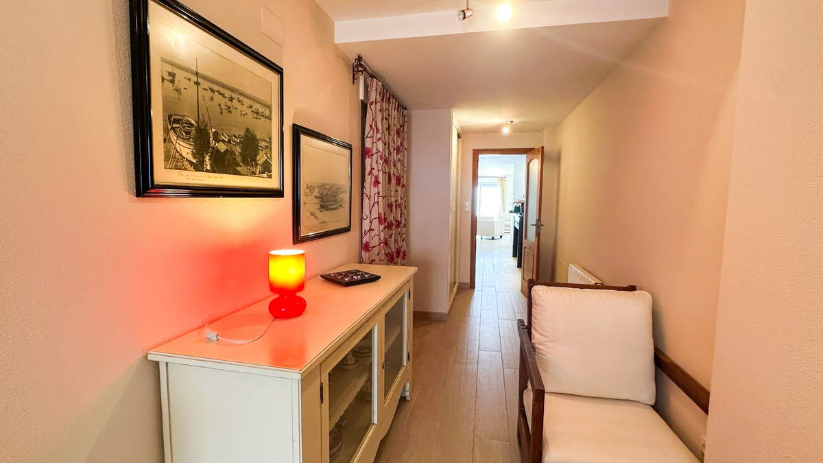 Se vende Apartamento Planta Media de 4 dormitorios en Costa Blanca, Alicante, España
