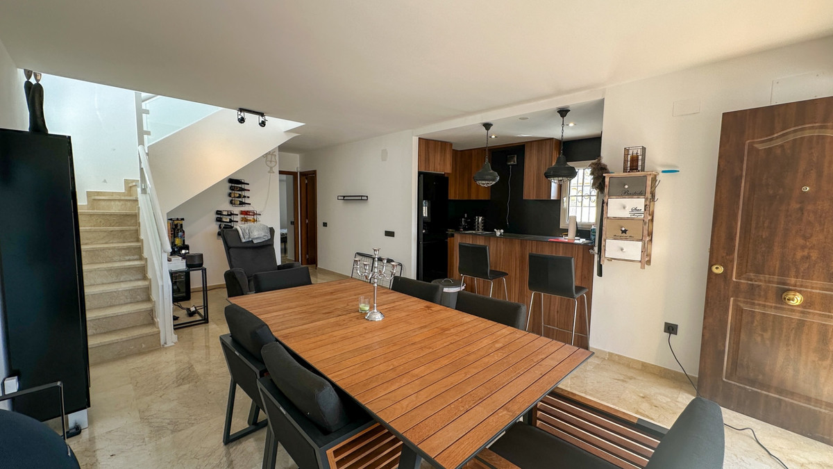 3 Bed Apartment for sale in Villamartin Costa Blanca, Alicante, Spain
