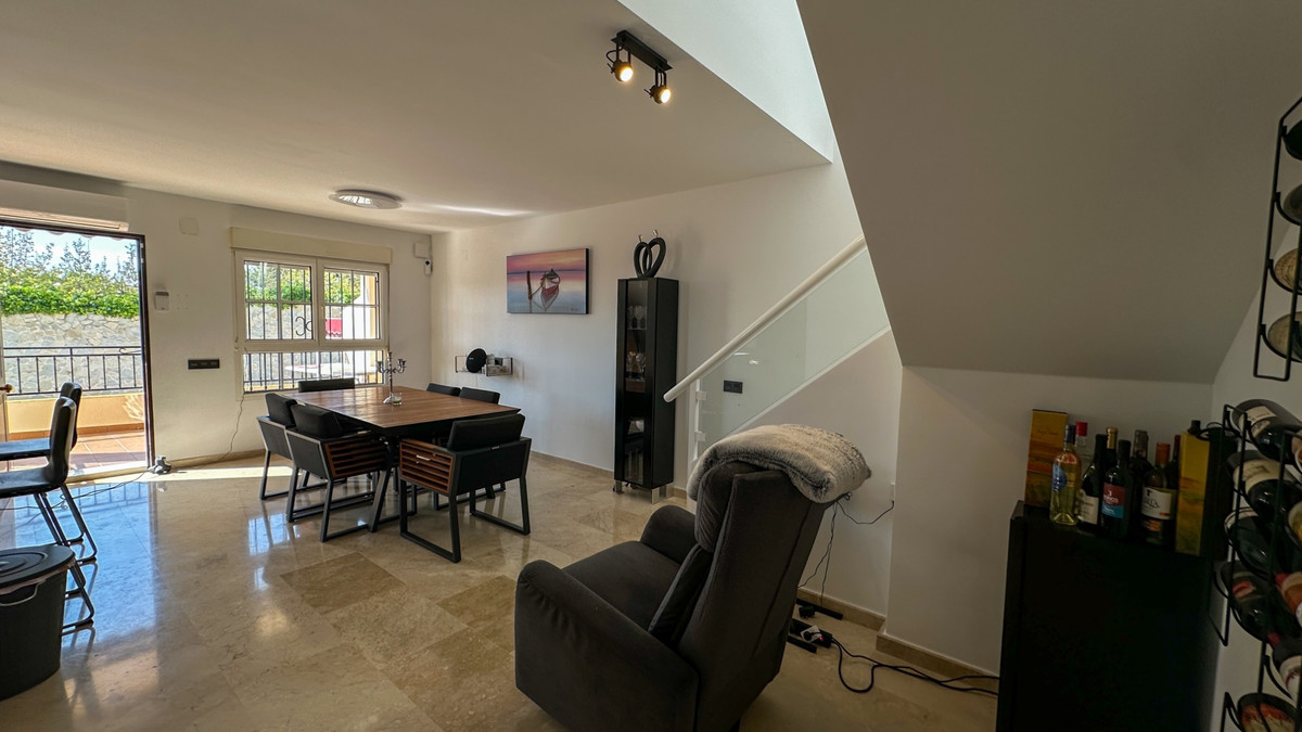 3 Bed Apartment for sale in Villamartin Costa Blanca, Alicante, Spain