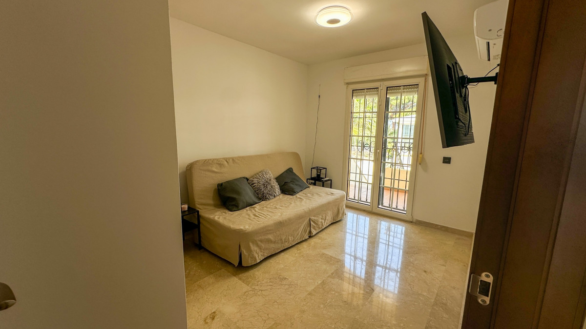 3 Bed Apartment for sale in Villamartin Costa Blanca, Alicante, Spain
