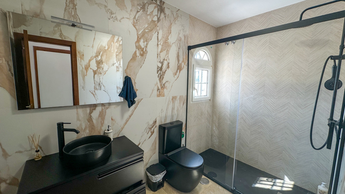 3 Bed Apartment for sale in Villamartin Costa Blanca, Alicante, Spain