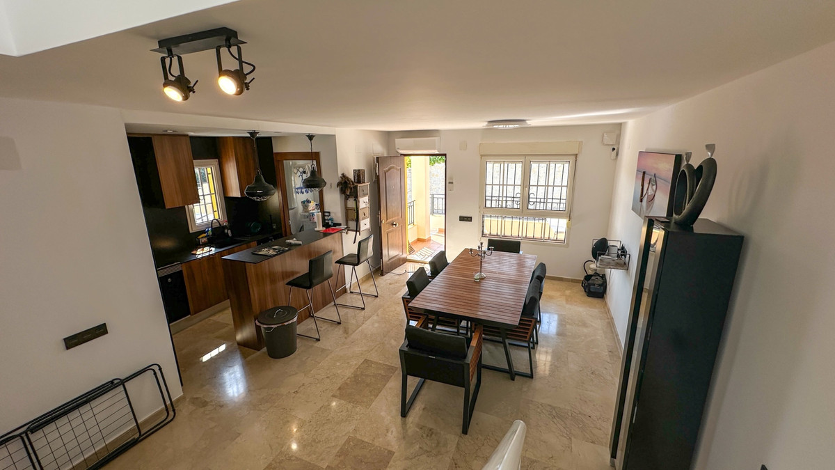 3 Bed Apartment for sale in Villamartin Costa Blanca, Alicante, Spain