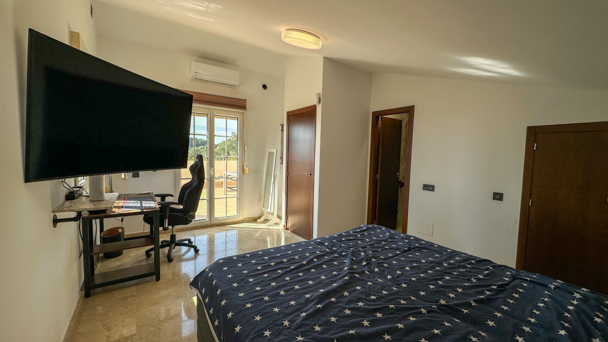 3 Bed Apartment for sale in Villamartin Costa Blanca, Alicante, Spain