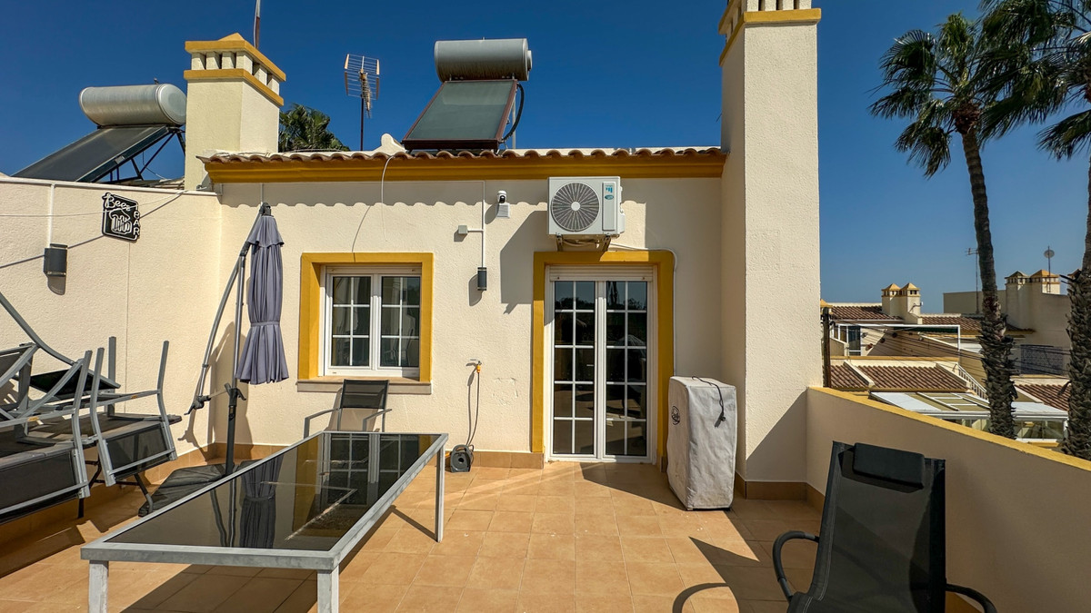 3 Bed Apartment for sale in Villamartin Costa Blanca, Alicante, Spain