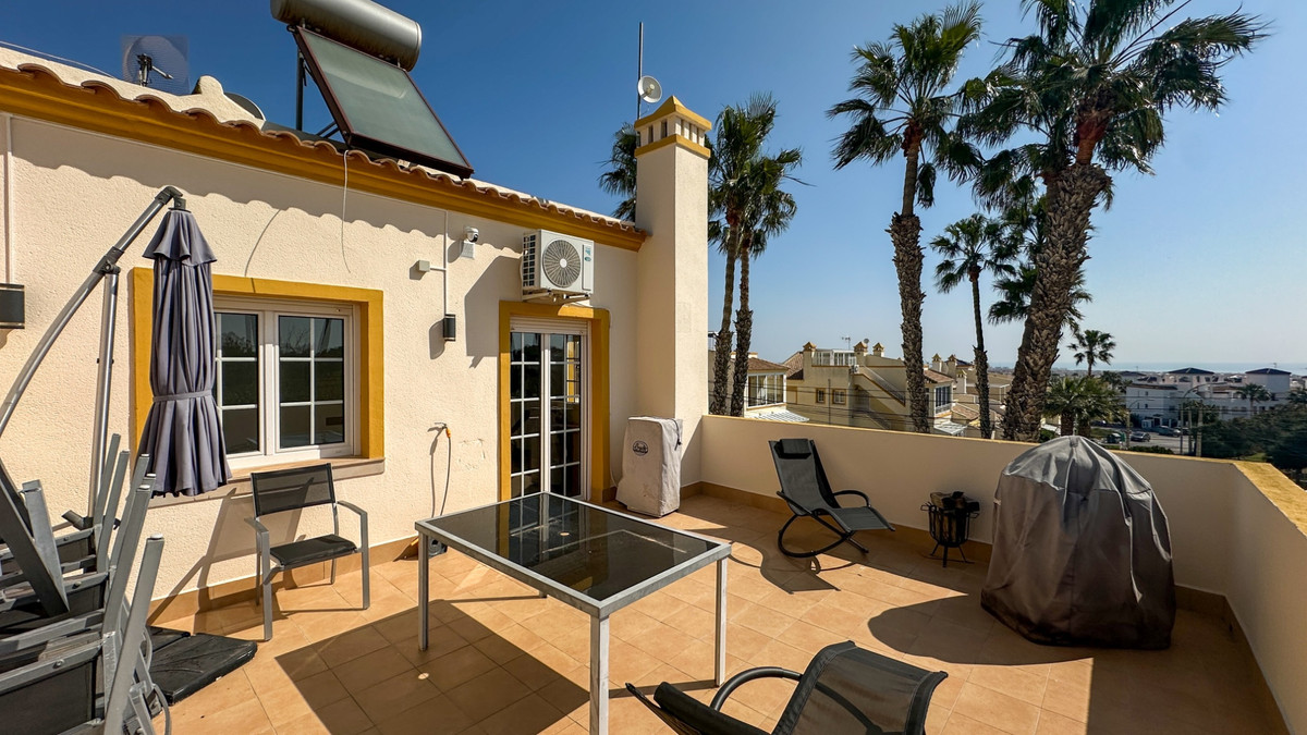 3 Bed Apartment for sale in Villamartin Costa Blanca, Alicante, Spain
