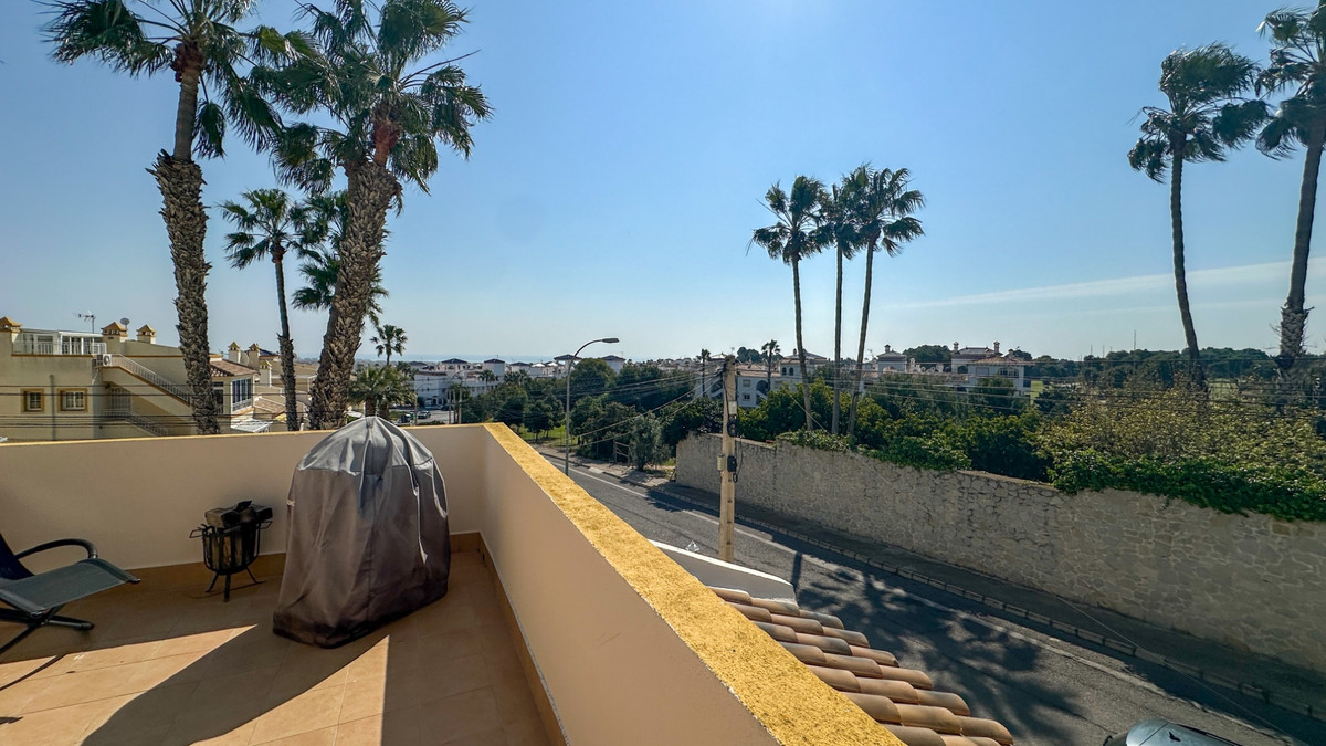 3 Bed Apartment for sale in Villamartin Costa Blanca, Alicante, Spain