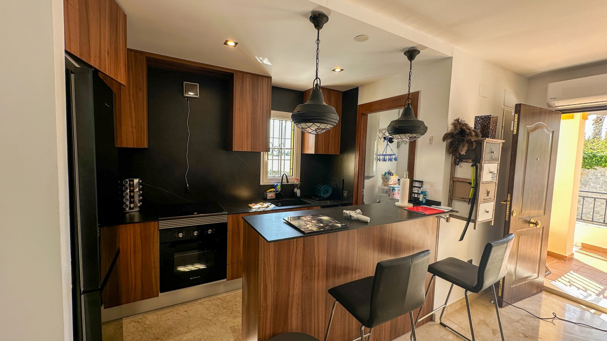 3 Bed Apartment for sale in Villamartin Costa Blanca, Alicante, Spain