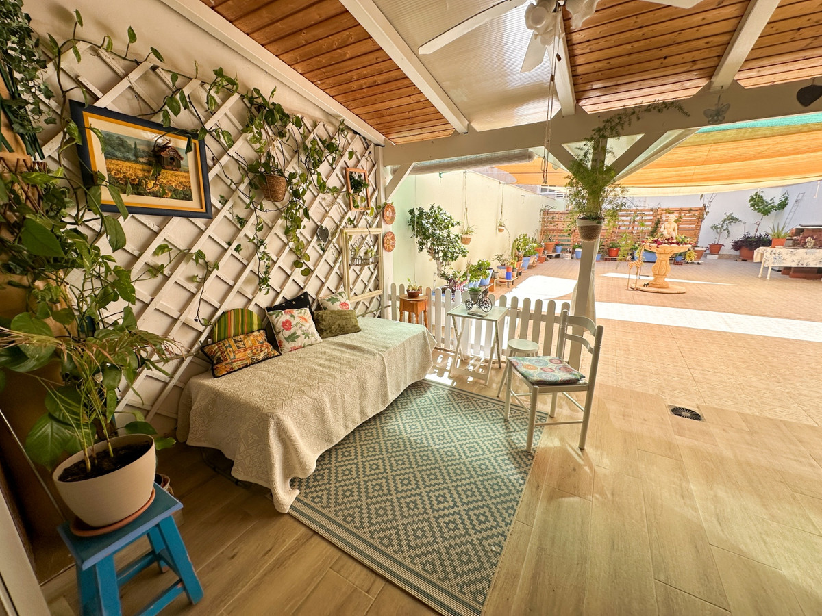 2 Bed Apartment for sale in Torrevieja Costa Blanca, Alicante, Spain