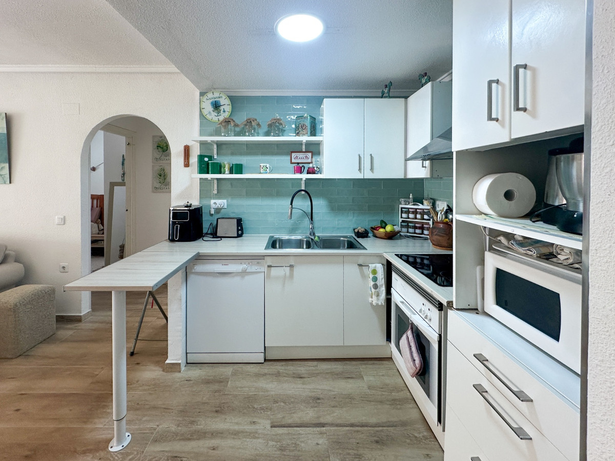 2 Bed Apartment for sale in Torrevieja Costa Blanca, Alicante, Spain