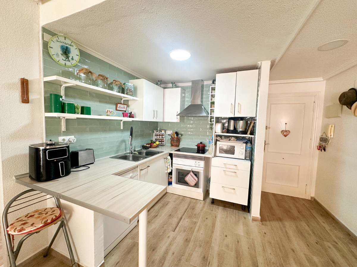 2 Bed Apartment for sale in Torrevieja Costa Blanca, Alicante, Spain