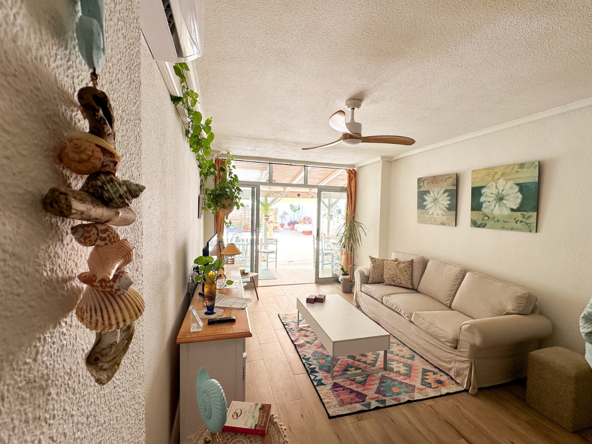 2 Bed Apartment for sale in Torrevieja Costa Blanca, Alicante, Spain