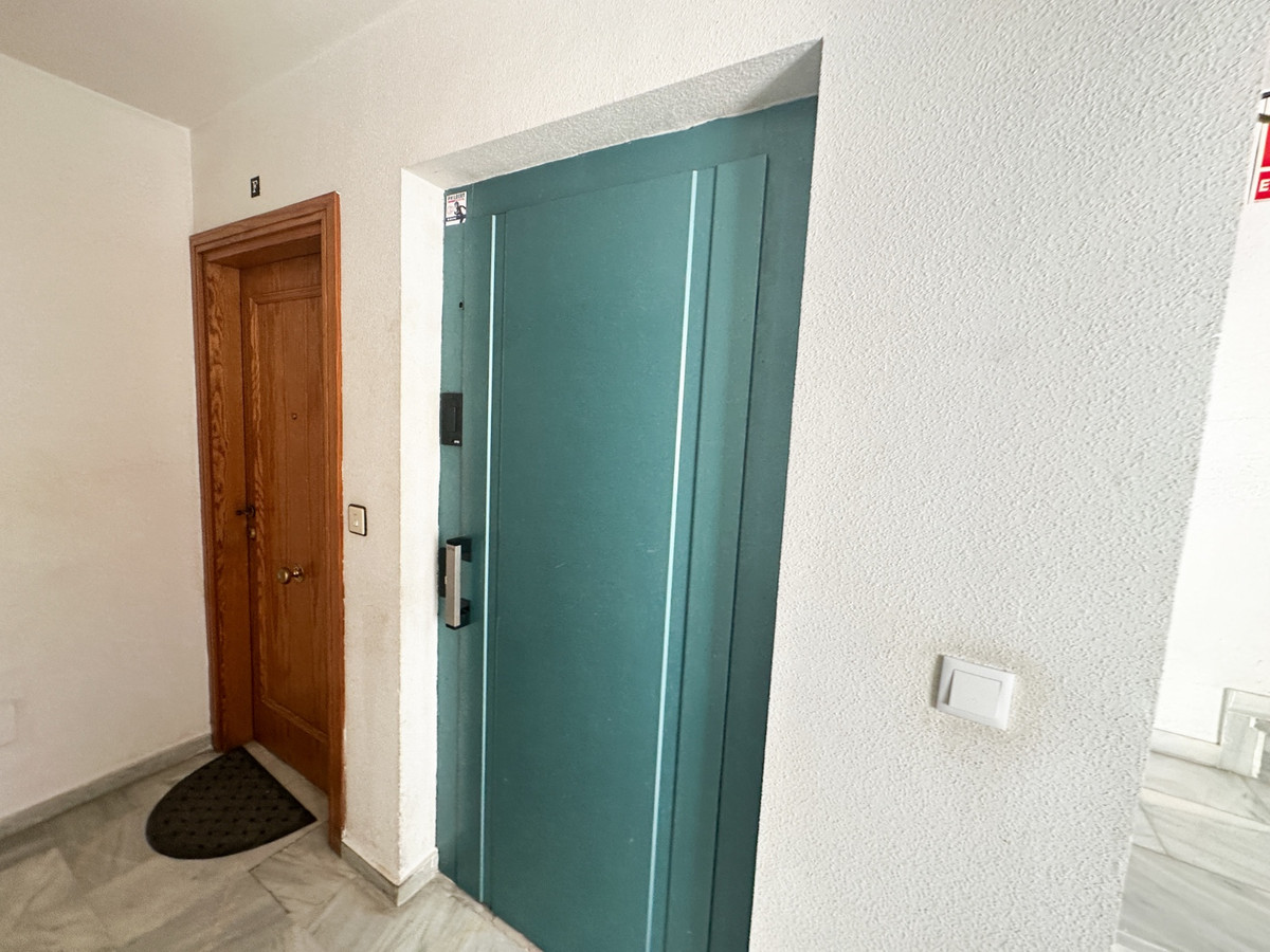 Se vende Apartamento Planta Media de 1 dormitorios en Costa Blanca, Alicante, España
