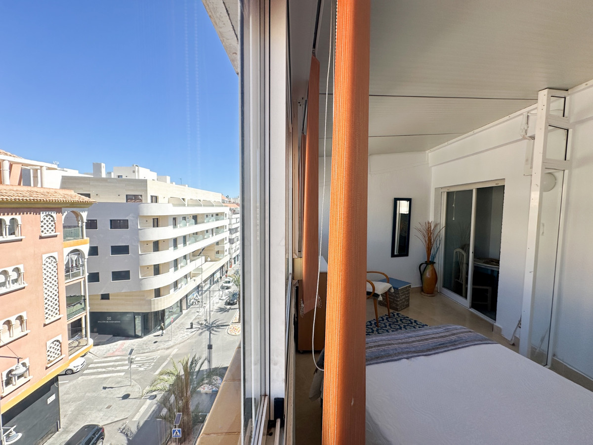 Se vende Apartamento Planta Media de 1 dormitorios en Costa Blanca, Alicante, España