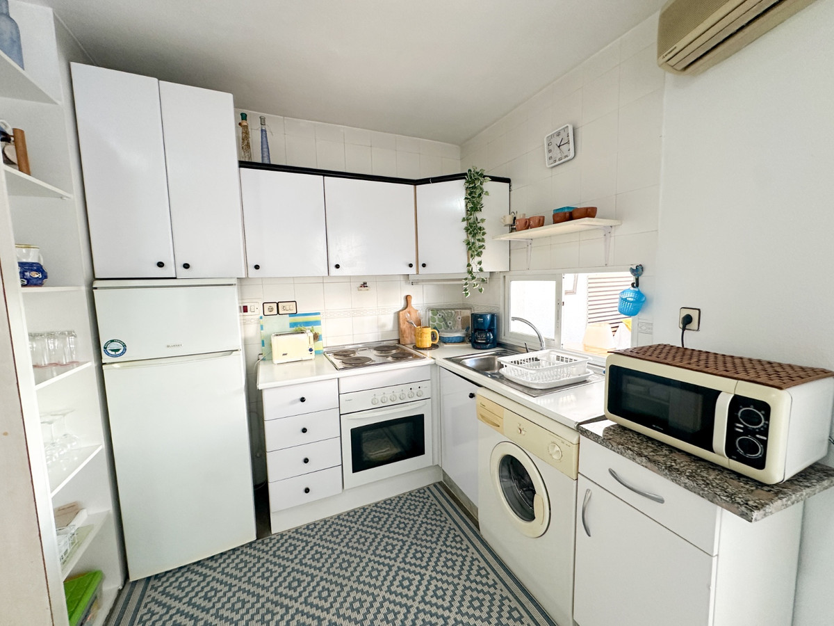Se vende Apartamento Planta Media de 1 dormitorios en Costa Blanca, Alicante, España