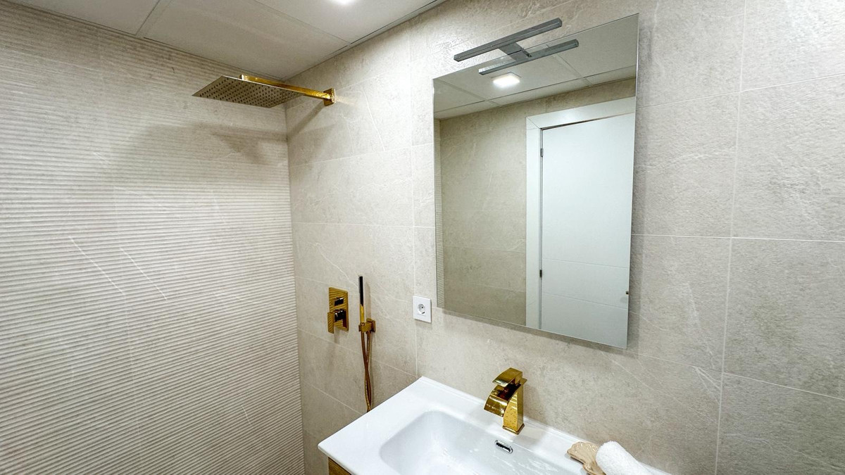 2 Bed Apartment for sale in Torrevieja Costa Blanca, Alicante, Spain