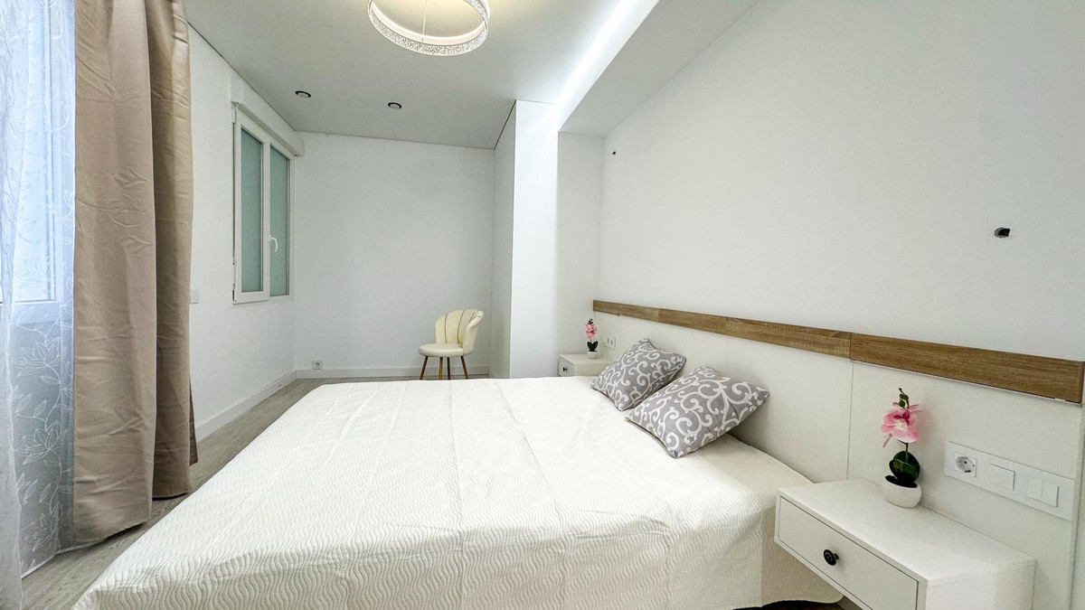 2 Bed Apartment for sale in Torrevieja Costa Blanca, Alicante, Spain