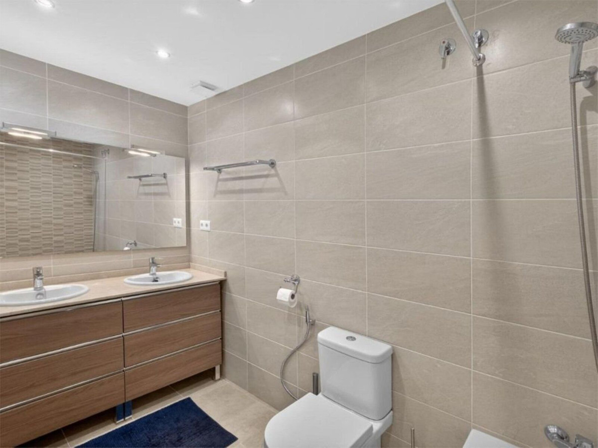Se vende Adosada de 3 dormitorios en Costa Del Sol, Málaga, España
