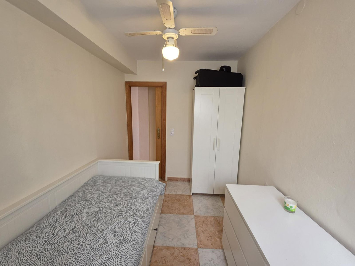 Se vende Apartamento Planta Media de 3 dormitorios en Costa Del Sol, Málaga, España