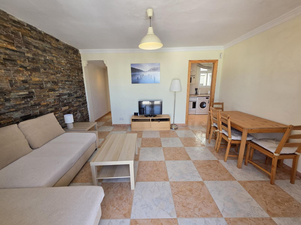 Se vende Apartamento Planta Media de 3 dormitorios en Costa Del Sol, Málaga, España