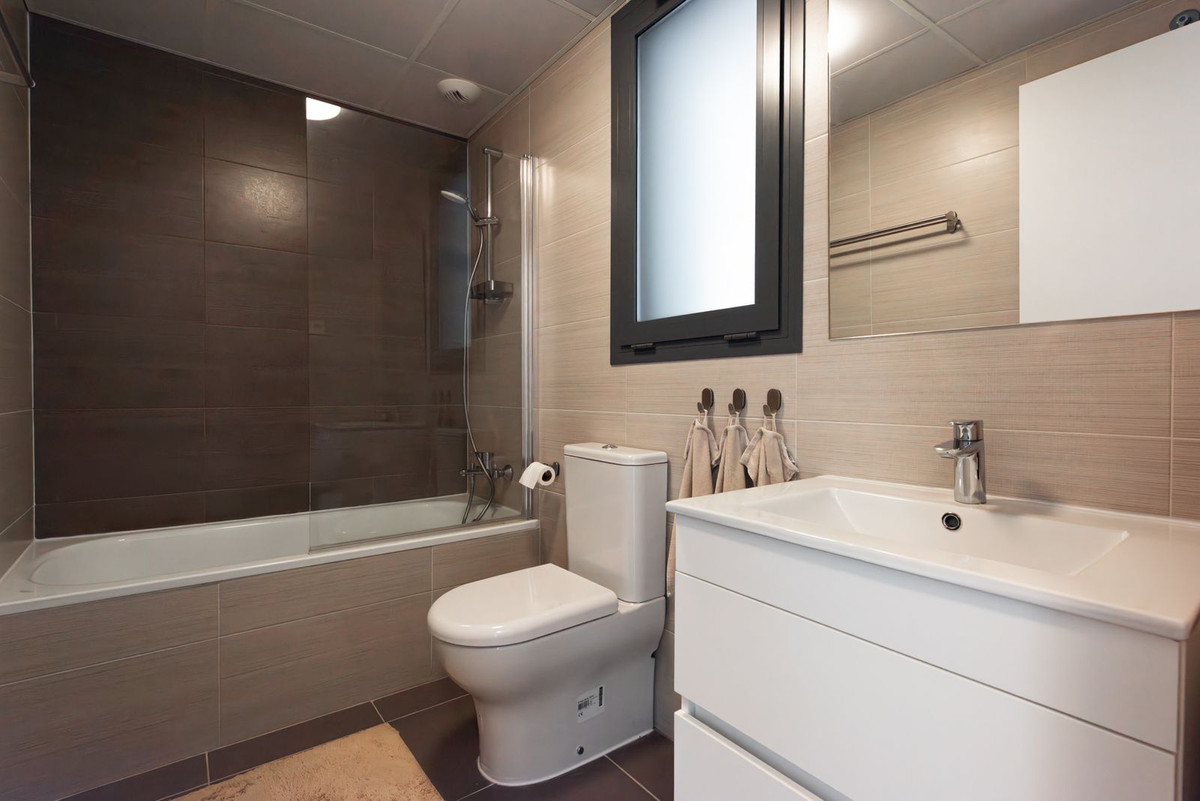 2 Bed Apartment for sale in Mijas Costa Del Sol, Málaga, Spain