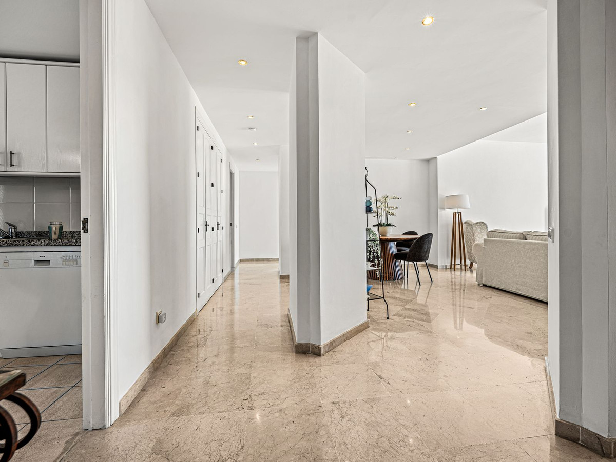 3 Bed Apartment for sale in Elviria Costa Del Sol, Málaga, Spain