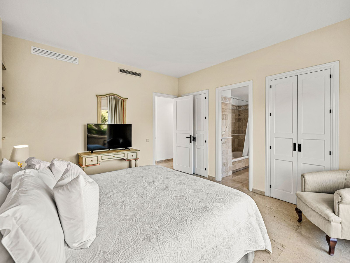 3 Bed Apartment for sale in Elviria Costa Del Sol, Málaga, Spain