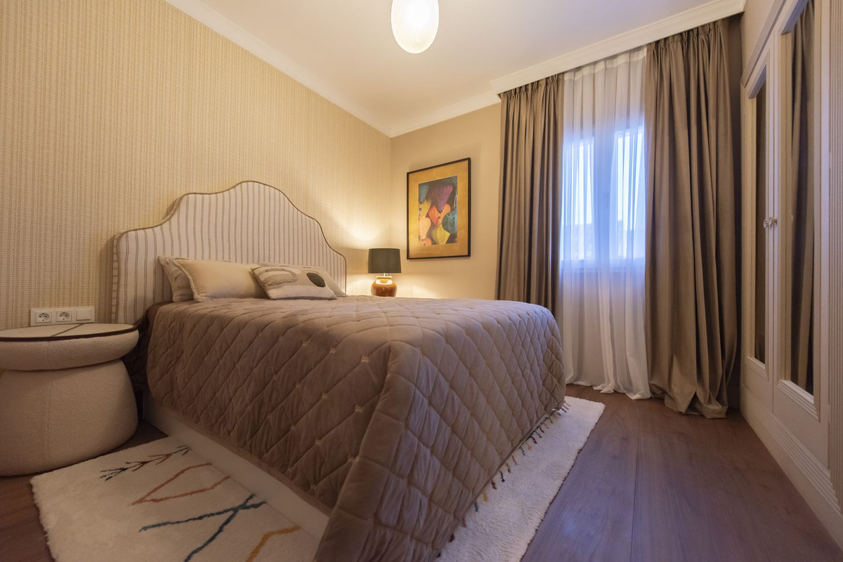 3 Bed Townhouse for sale in Nueva Andalucía Costa Del Sol, Málaga, Spain