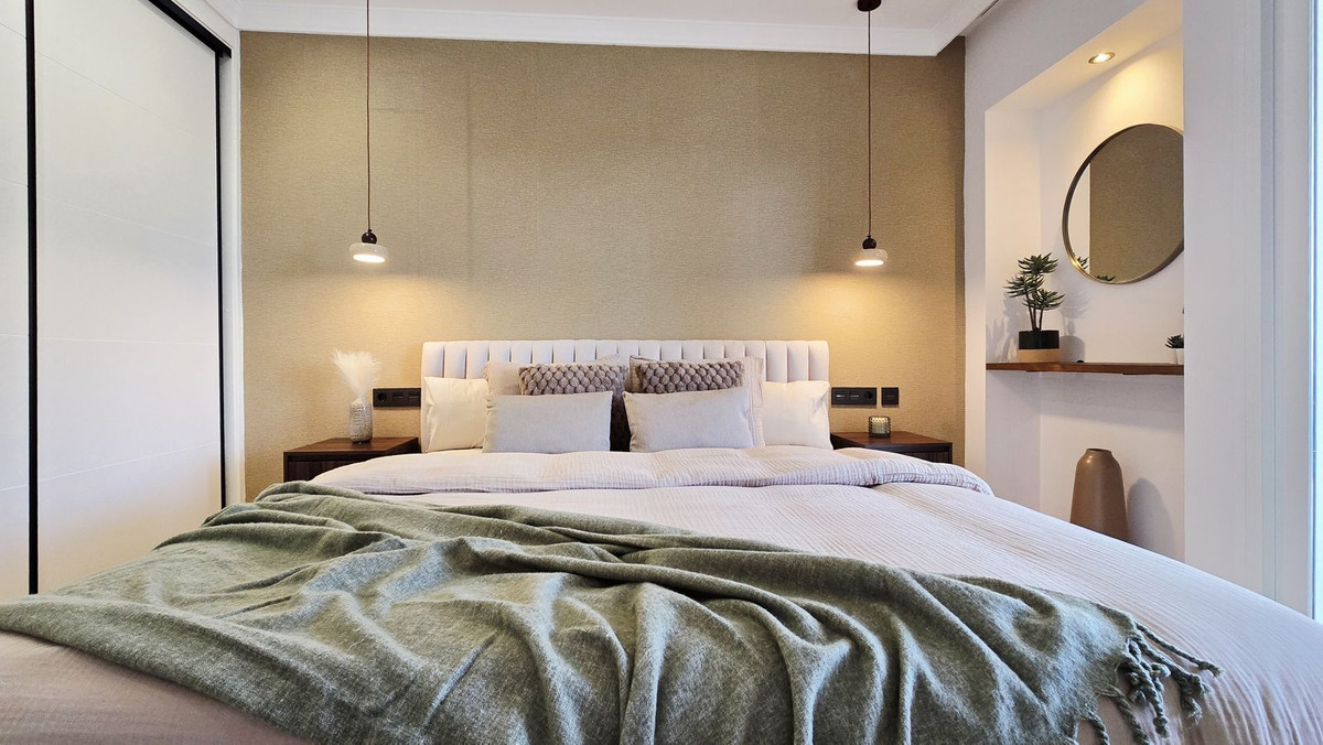 3 Bed Apartment for sale in La Quinta Costa Del Sol, Málaga, Spain
