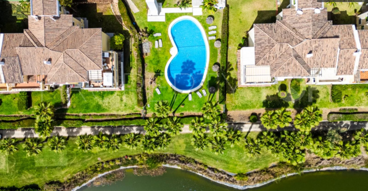 3 Bed Apartment for sale in La Quinta Costa Del Sol, Málaga, Spain