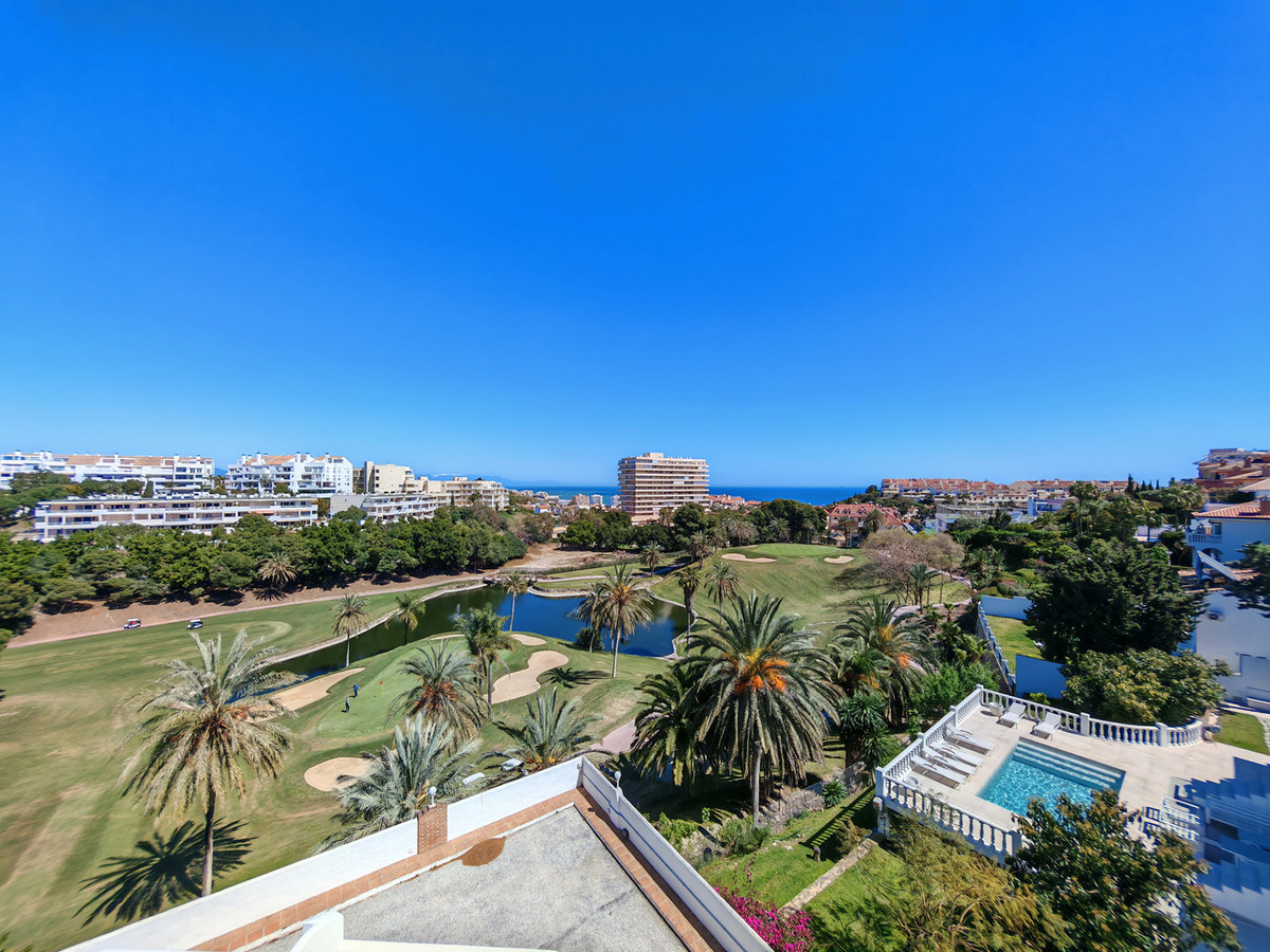 5 Bed Townhouse for sale in Benalmadena Costa Del Sol, Málaga, Spain