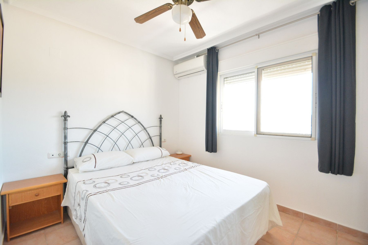 Se vende Pareada de 2 dormitorios en Costa Blanca, Alicante, España