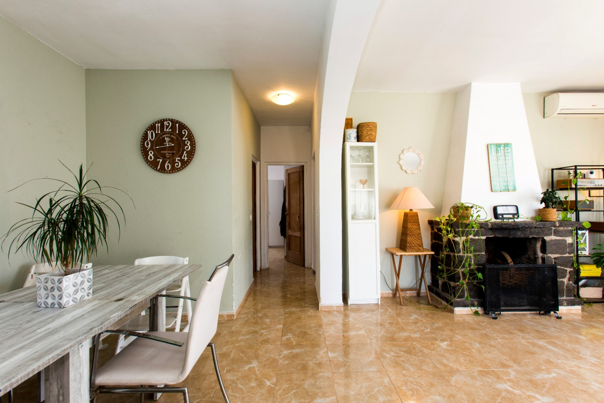 3 Bed Townhouse for sale in Calpe Costa Blanca, Alicante, Spain