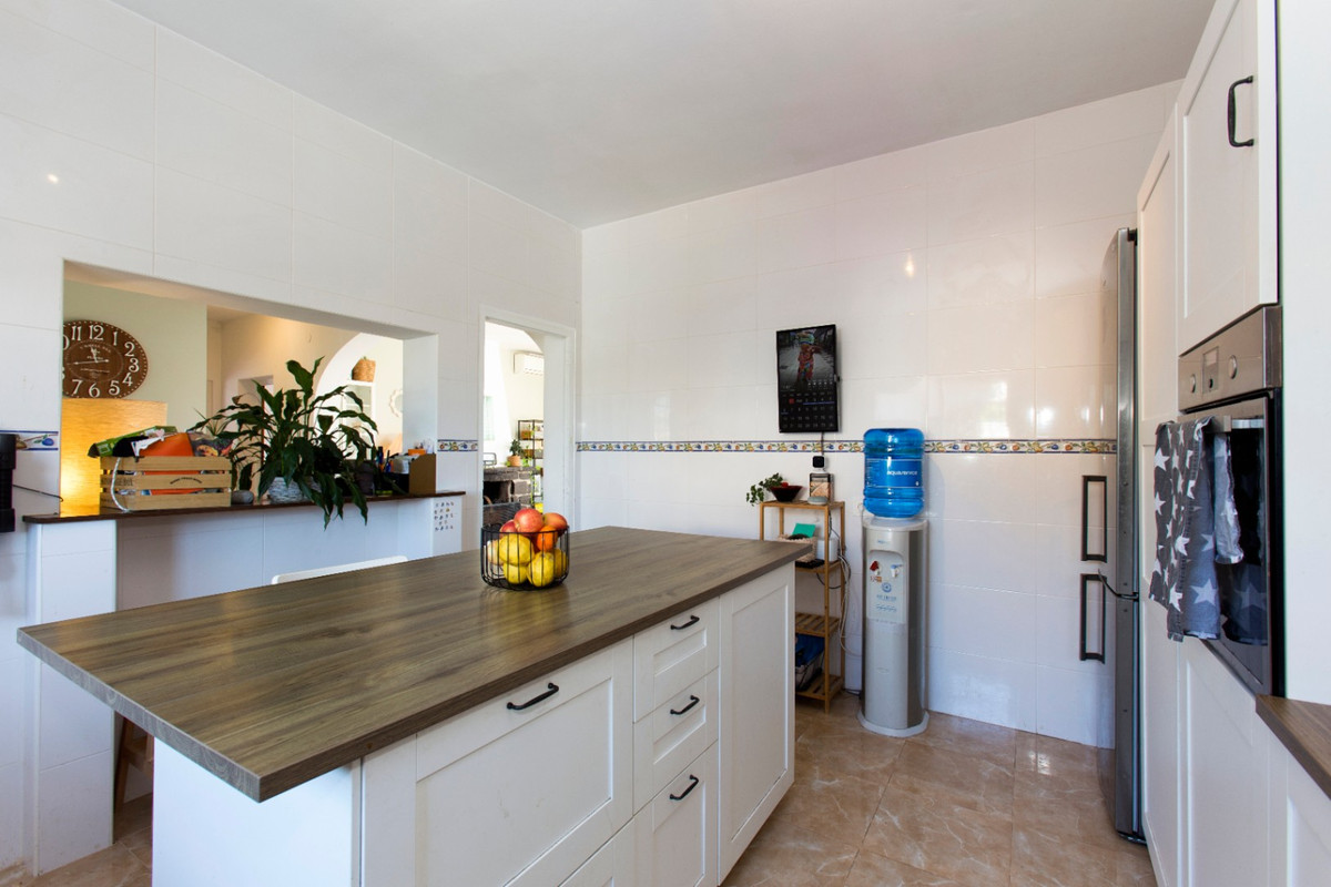 3 Bed Townhouse for sale in Calpe Costa Blanca, Alicante, Spain
